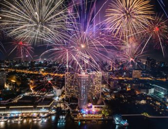 ดื่มด่ำบรรยากาศเทศกาลแห่งความสุขล้นใจในประเทศไทยกับ แมริออท บอนวอย